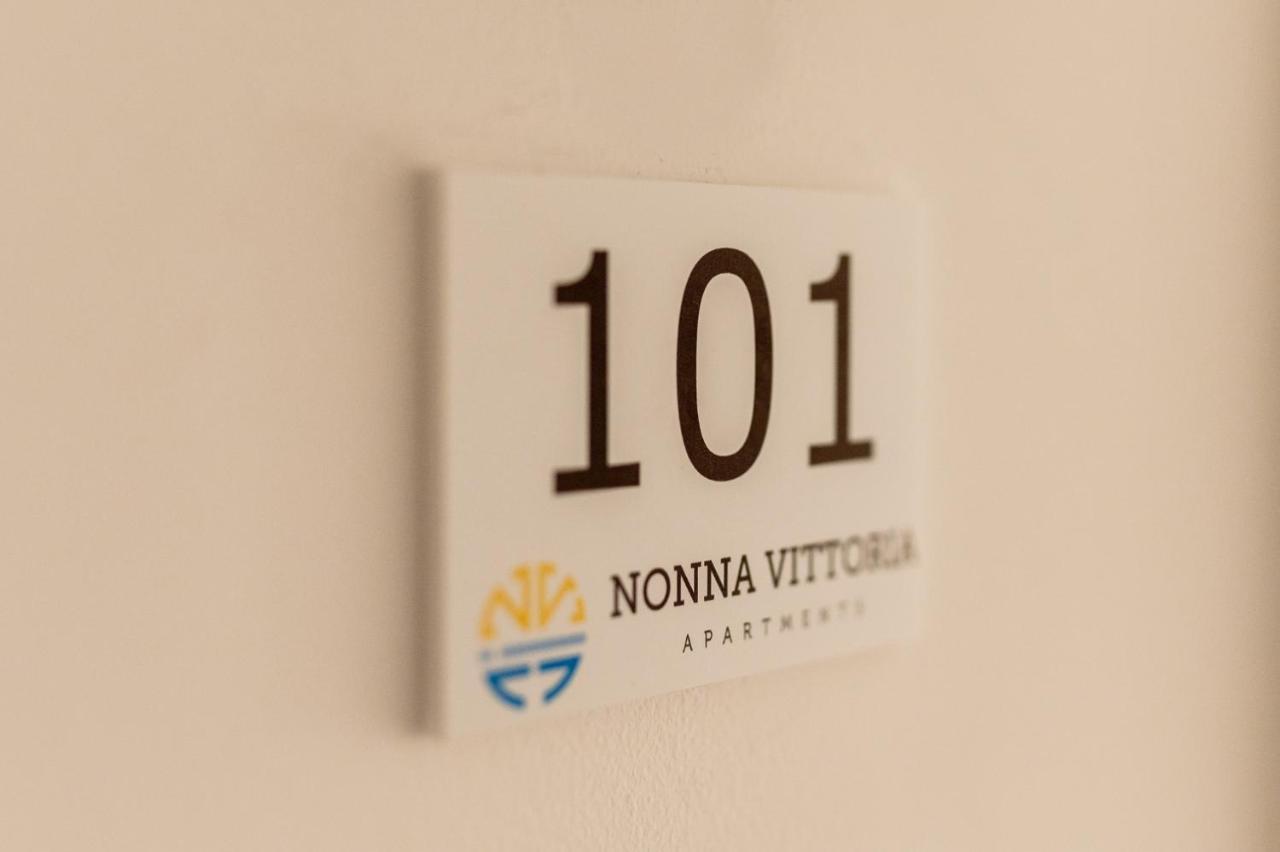 Nonna Vittoria Apartments Mola di Bari Exterior foto